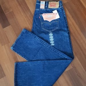 Levi 501 Straight Leg Button Fly Jeans